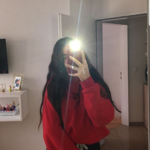 Poshmark profile picture for @waning